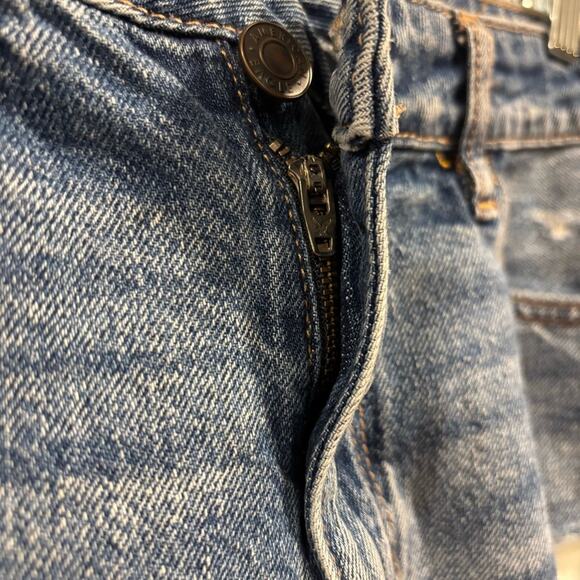 Distressed Blue Denim Women Shorts - Picture 5 of 12